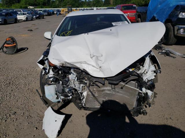 1G1RD6S53KU121147 - 2019 CHEVROLET VOLT PREMI WHITE photo 9