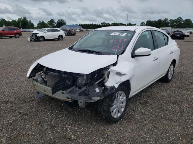 3N1CN7APXJL843536 - 2018 NISSAN VERSA S WHITE photo 2