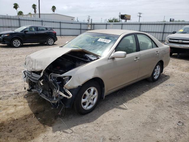 JTDBE32K340257704 - 2004 TOYOTA CAMRY LE GOLD photo 2
