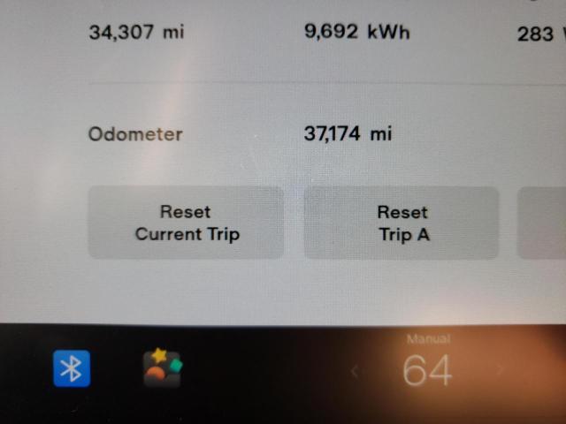 5YJYGDEF2LF000185 - 2020 TESLA MODEL Y أزرق صورة 8