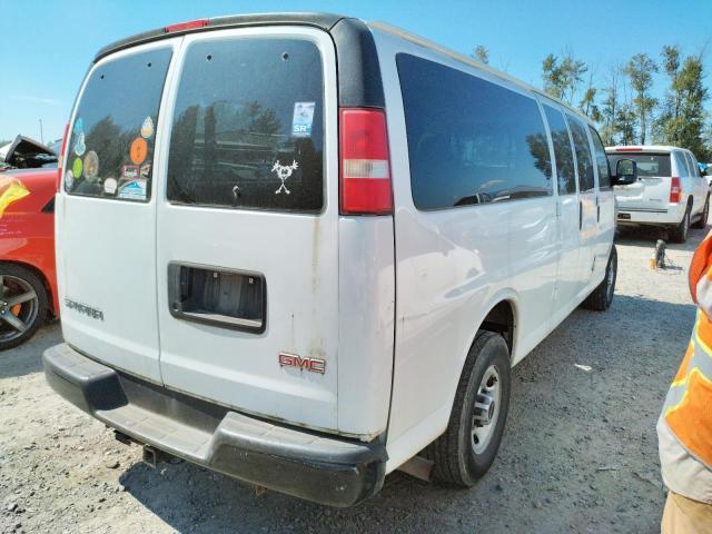 1GJZ7ZFG3D1115552 - 2013 GMC SAVANA G35 WHITE photo 4