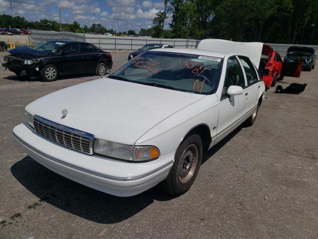 1G1BN52P7RR145104 - 1994 CHEVROLET CAPRICE CL WHITE photo 2