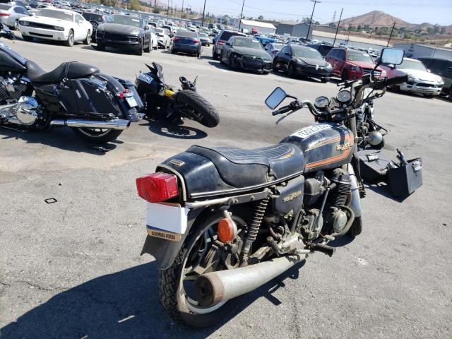 CB750F2211499 - 1975 HONDA CB750 Çift renkli fotoğraf 4