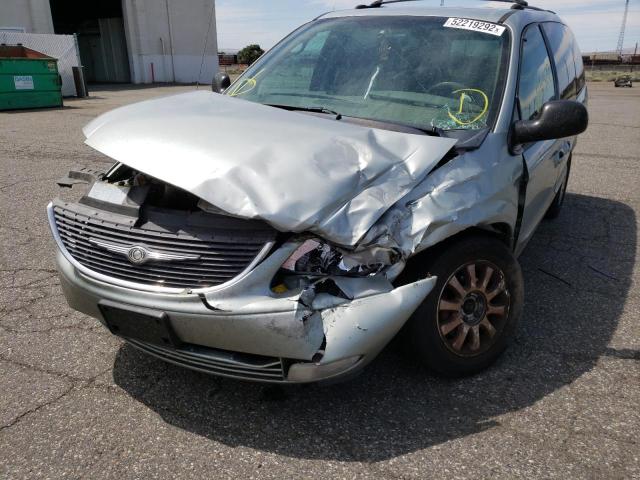 2C4GP54L23R154991 - 2003 CHRYSLER TOWN & COU GRAY photo 9