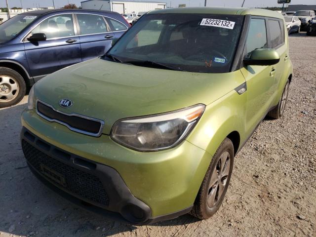 KNDJN2A28E7041394 - 2014 KIA SOUL GREEN photo 2