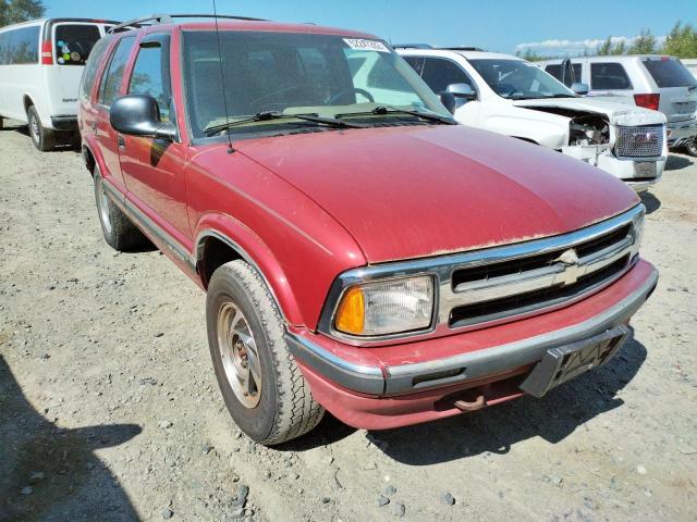 1GNDT13W4T2130099 - 1996 CHEVROLET BLAZER RED photo 1