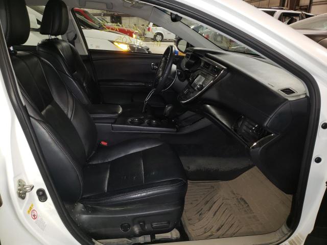 4T1BK1EB9GU231223 - 2016 TOYOTA AVALON XLE WHITE photo 5