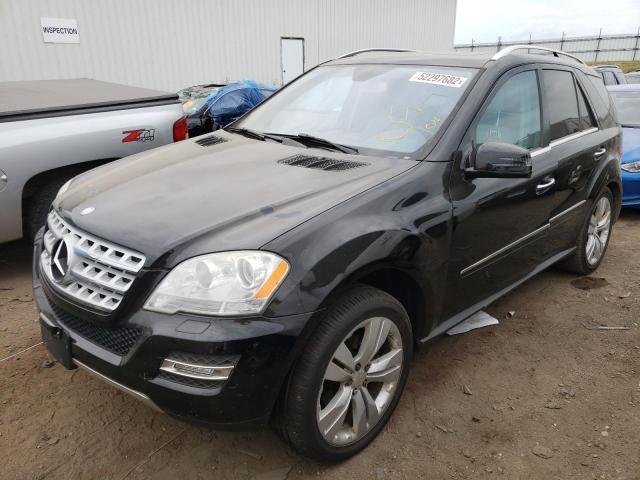 4JGBB8GB6BA708867 - 2011 MERCEDES-BENZ ML 350 4MA BLACK photo 2
