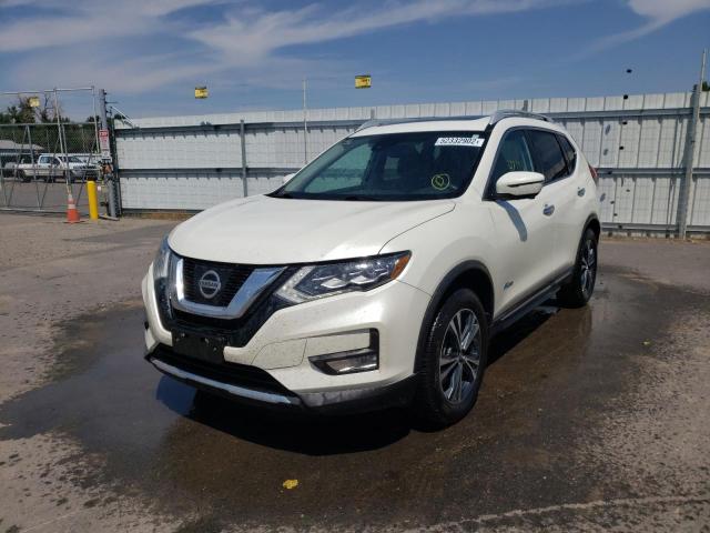 5N1ET2MV4HC776278 - 2017 NISSAN ROGUE SV H WHITE photo 2