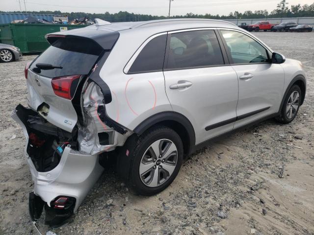 KNDCB3LC3L5397662 - 2020 KIA NIRO LX SILVER photo 4