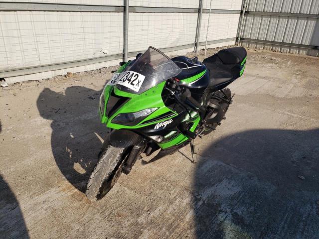 JKBZXJE13HA025030 - 2017 KAWASAKI ZX636 E GREEN photo 2