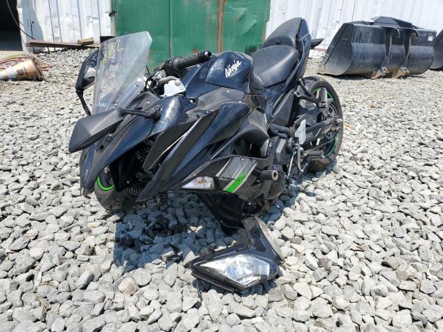 JKAEXEJ15KDA03281 - 2019 KAWASAKI EX650 J შავი ფოტო 2