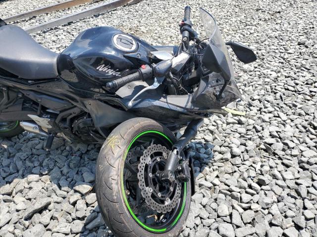 JKAEXEJ15KDA03281 - 2019 KAWASAKI EX650 J შავი ფოტო 5