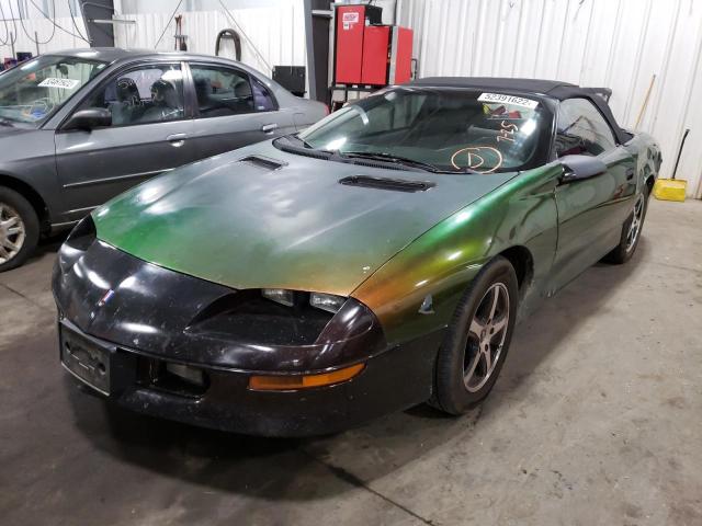 2G1FP32K6V2143832 - 1997 CHEVROLET CAMARO BAS 绿色 照片 2
