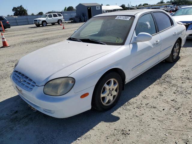 KMHWF35V8YA242860 - 2000 HYUNDAI SONATA WHITE photo 2