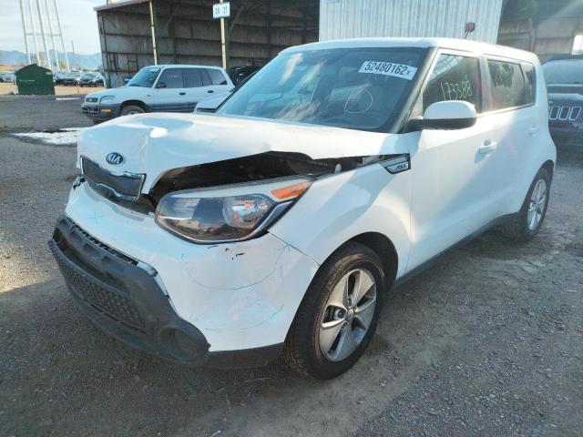 KNDJN2A22F7808609 - 2015 KIA SOUL WHITE photo 2