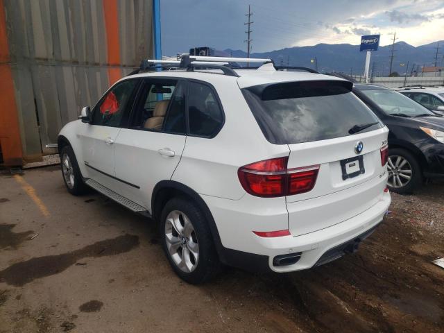 5UXZV8C54CL424331 - 2012 BMW X5 XDRIVE5 WHITE photo 3