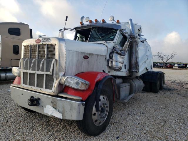 1XPXD49X8LD702881 - 2020 PETERBILT 389 WHITE photo 2