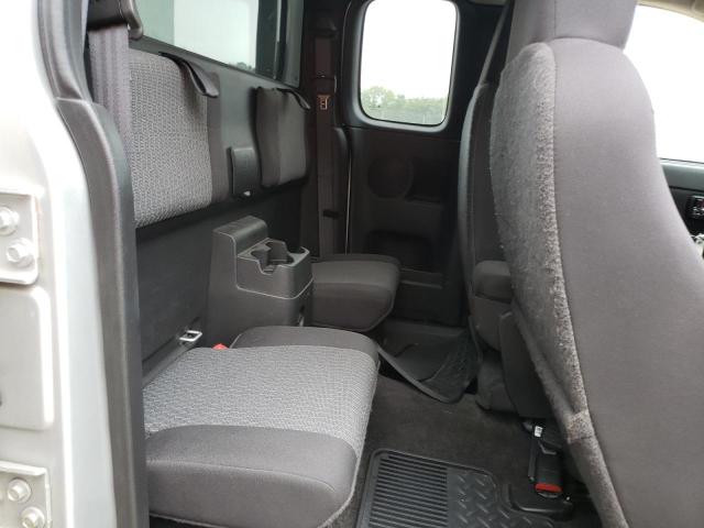1GCESCF94B8138975 - 2011 CHEVROLET COLORADO L SILVER photo 6