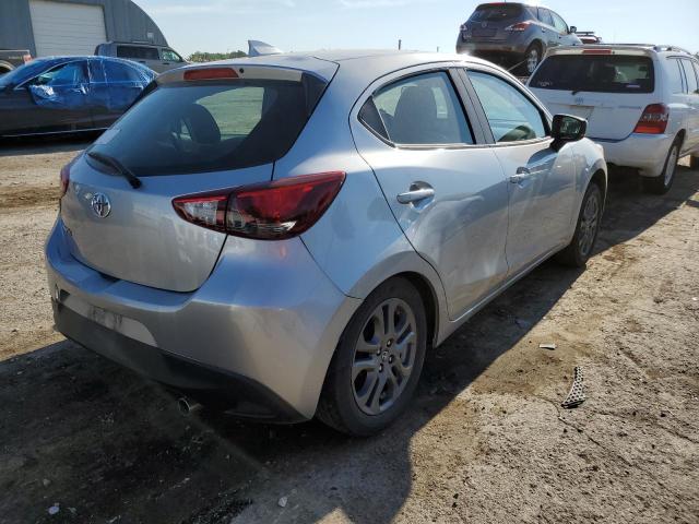 3MYDLBJV7LY706537 - 2020 TOYOTA YARIS LE SILVER photo 4