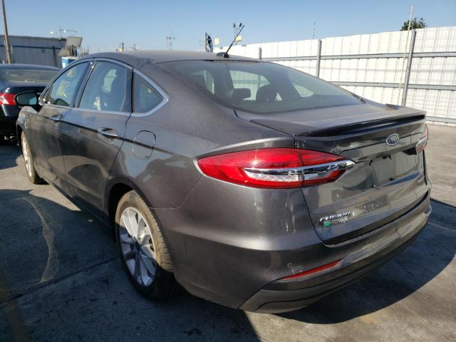 3FA6P0SU5KR200824 - 2019 FORD FUSION TIT GRAY photo 3