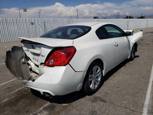 1N4AL2EP5DC264094 - 2013 NISSAN ALTIMA S WHITE photo 4