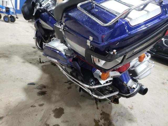 1HD1FCW166Y693802 - 2006 HARLEY-DAVIDSON FLHTCUI 双色 照片 9