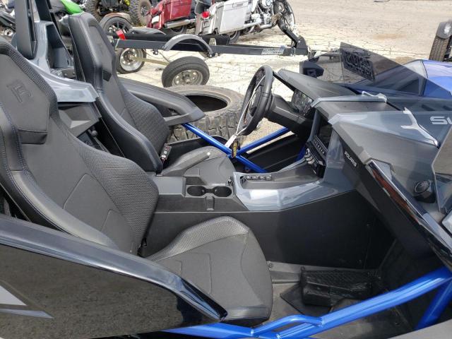 57XAARHBXM8144147 - 2021 POLARIS SLINGSHOT BLUE photo 5