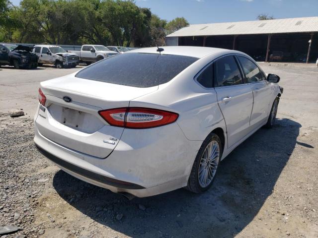 1FA6P0HD8G5131421 - 2016 FORD FUSION SE  photo 4