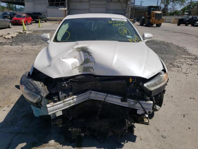 1FA6P0HD8G5131421 - 2016 FORD FUSION SE  photo 9