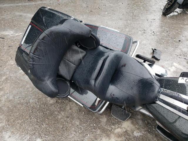 1HD1FC4168Y678917 - 2008 HARLEY-DAVIDSON FLHTCUI 黑色 照片 6