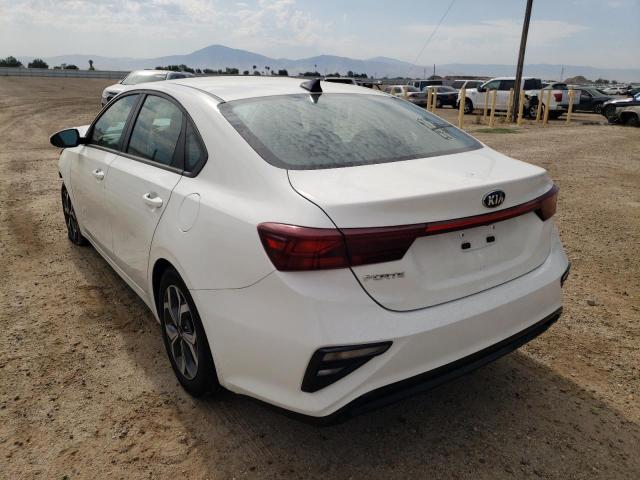 3KPF24ADXKE022188 - 2019 KIA FORTE FE WHITE photo 3