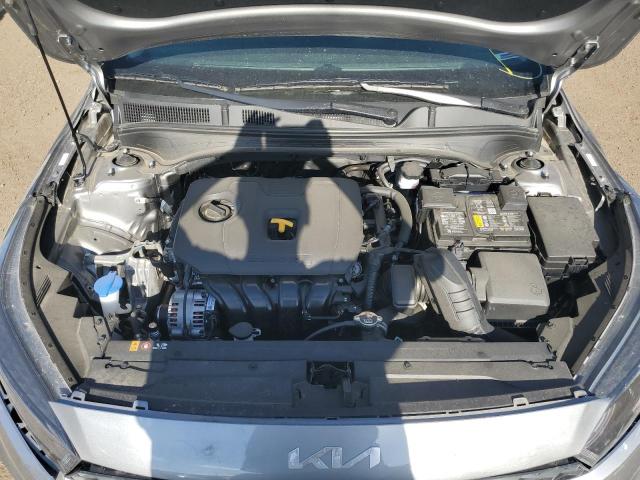 3KPF24AD6NE436704 - 2022 KIA FORTE FE GRAY photo 7