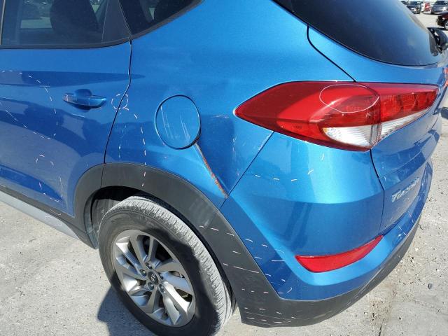 KM8J33A41JU705197 - 2018 HYUNDAI TUCSON SEL BLUE photo 9