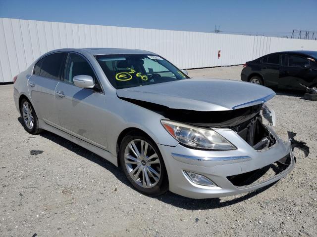 KMHGC4DF2CU174057 - 2012 HYUNDAI GENESIS 4. SILVER photo 1