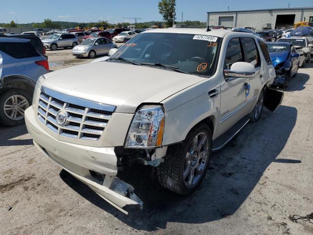 1GYUCBEF4AR260054 - 2010 CADILLAC ESCALADE L WHITE photo 2