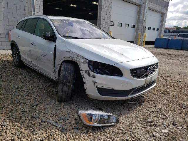 YV440MWKXH1041403 - 2017 VOLVO V60 CROSS WHITE photo 1