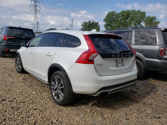 YV440MWKXH1041403 - 2017 VOLVO V60 CROSS WHITE photo 3