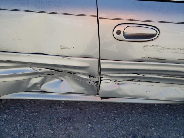 1G2NF52E82M508372 - 2002 PONTIAC GRAND AM S SILVER photo 9