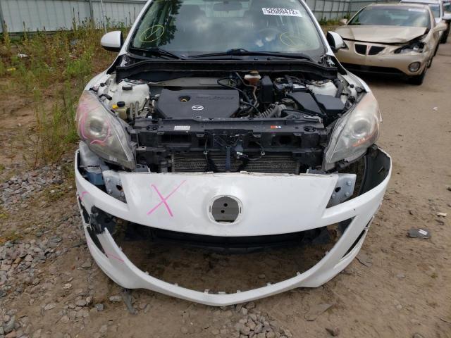 JM1BL1VF5B1358582 - 2011 MAZDA 3 I WHITE photo 9