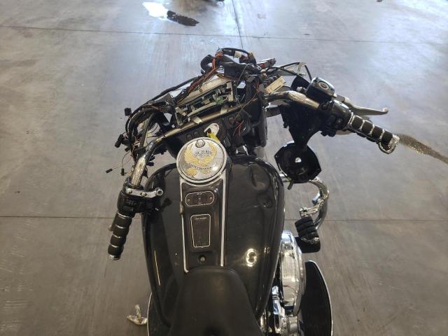 1HD1FCW172Y638012 - 2002 HARLEY-DAVIDSON FLHTCUI 黑色 照片 5