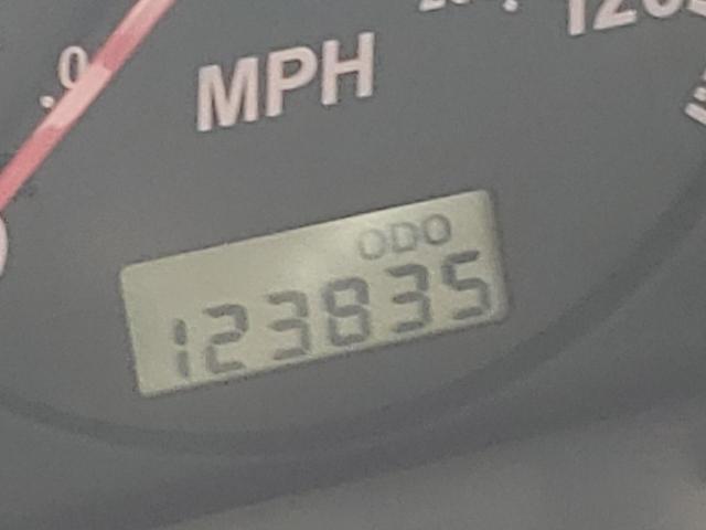 4S6CK58WX14402084 - 2001 HONDA PASSPORT E 白色 照片 8