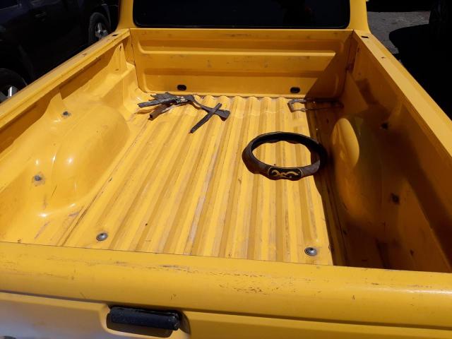 1FTYR10U53PA03683 - 2003 FORD RANGER YELLOW photo 9