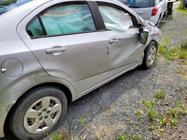 1G1JA5EH8C4101595 - 2012 CHEVROLET SONIC LS 银色 照片 4