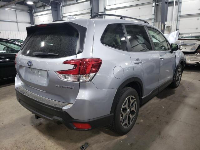 JF2SKAGC7KH579180 - 2019 SUBARU FORESTER P SILVER photo 4