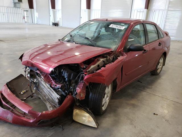 1FAFP34N65W120196 - 2005 FORD FOCUS ZX4 MAROON photo 2