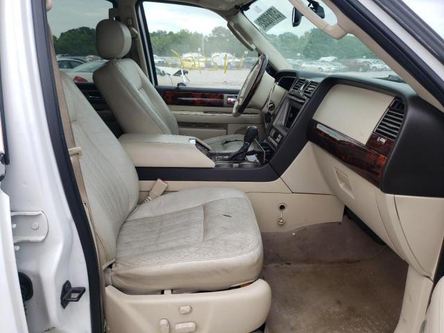 5LMFU27R23LJ39539 - 2003 LINCOLN NAVIGATOR თეთრი ფოტო 5