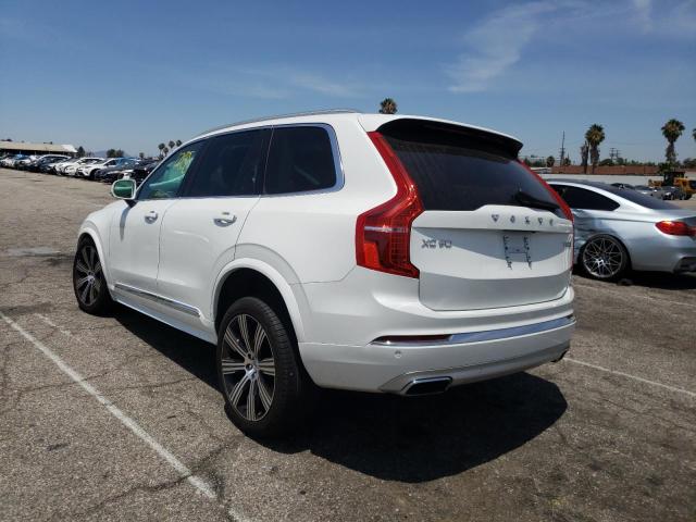 YV4A221LXL1572966 - 2020 VOLVO XC90 T6 IN WHITE photo 3