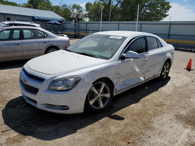 1G1ZC5EUXBF222013 - 2011 CHEVROLET MALIBU 1LT WHITE photo 2