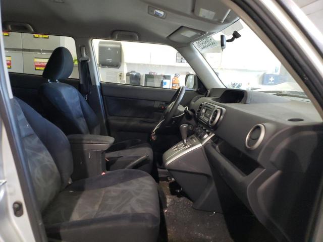 JTLZE4FE3B1136675 - 2011 TOYOTA SCION XB Gümüş fotoğraf 5